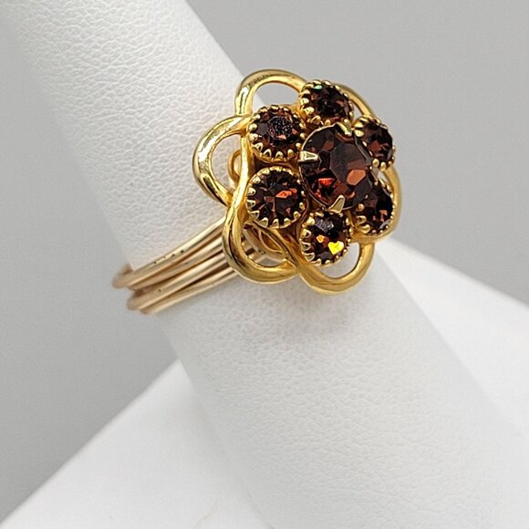 Prong Set Pyrope Garnet Floral Shaped Ring Gold Tone Wire Shank 6 3/4 - Picture 3 of 5